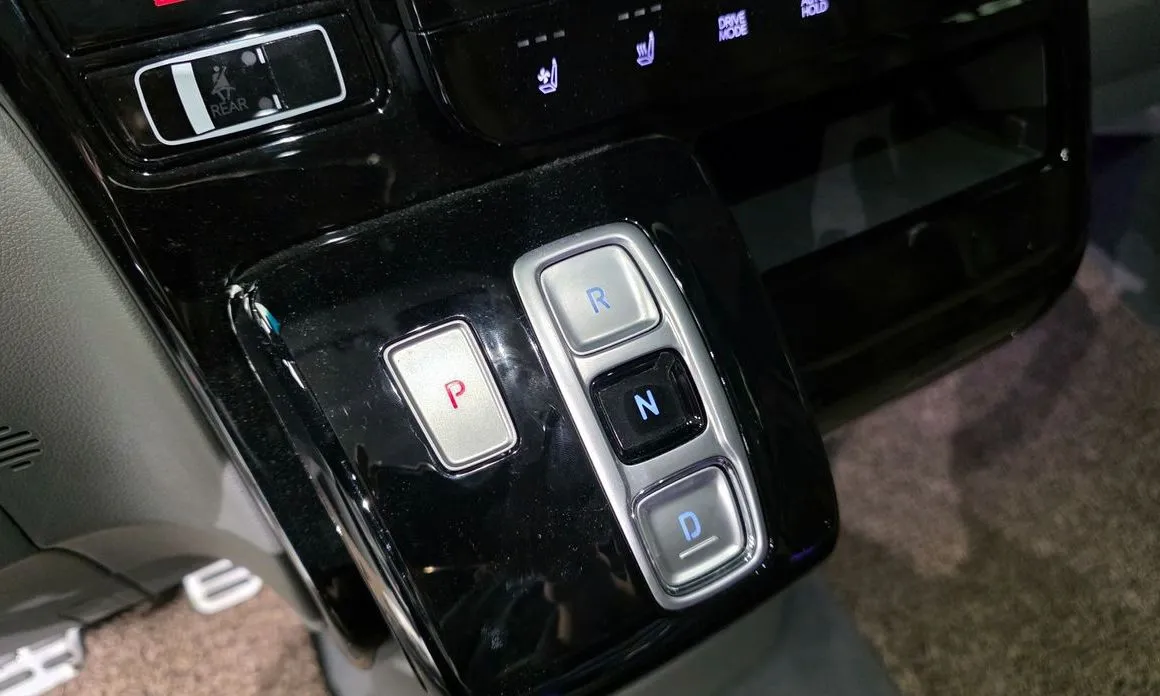 Hyundai Staria — фото 9