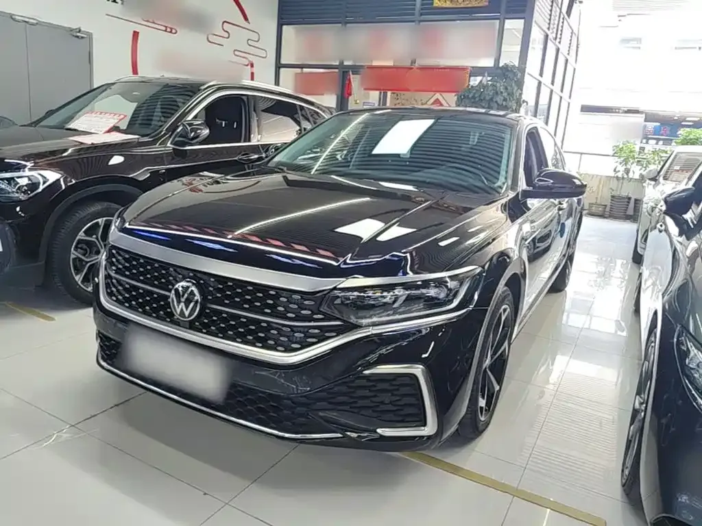 Volkswagen Passat — фото 5