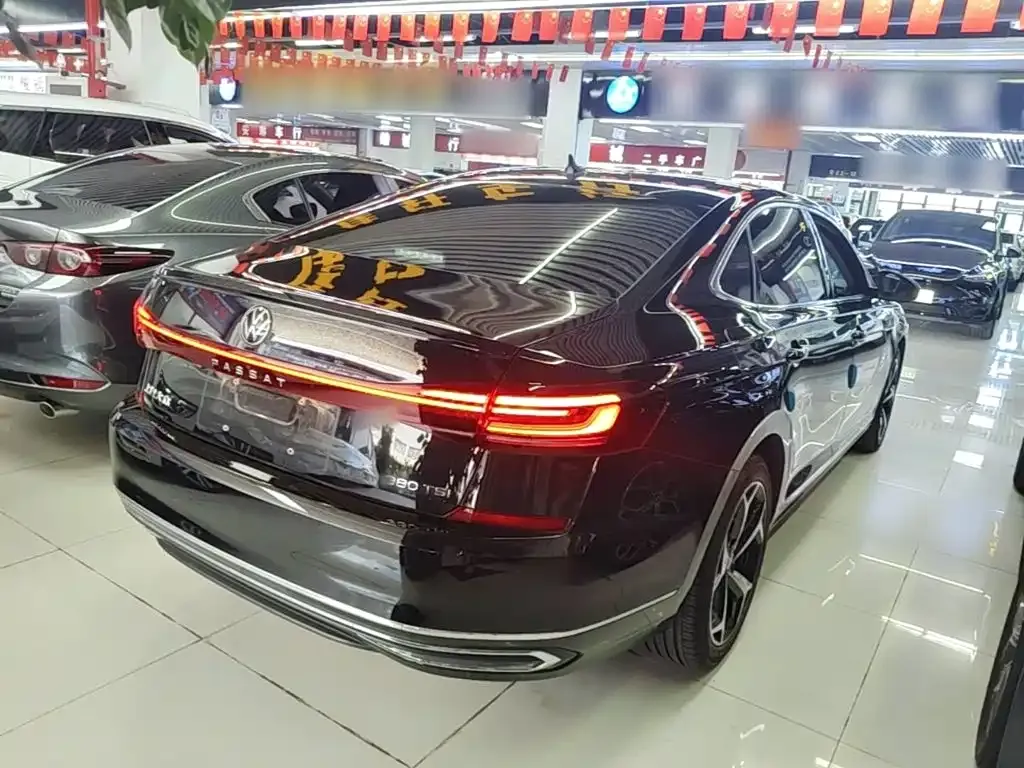 Volkswagen Passat — фото 6