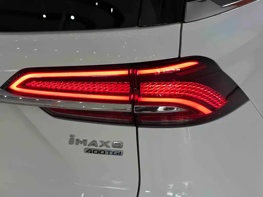 Roewe iMAX8 — фото 3