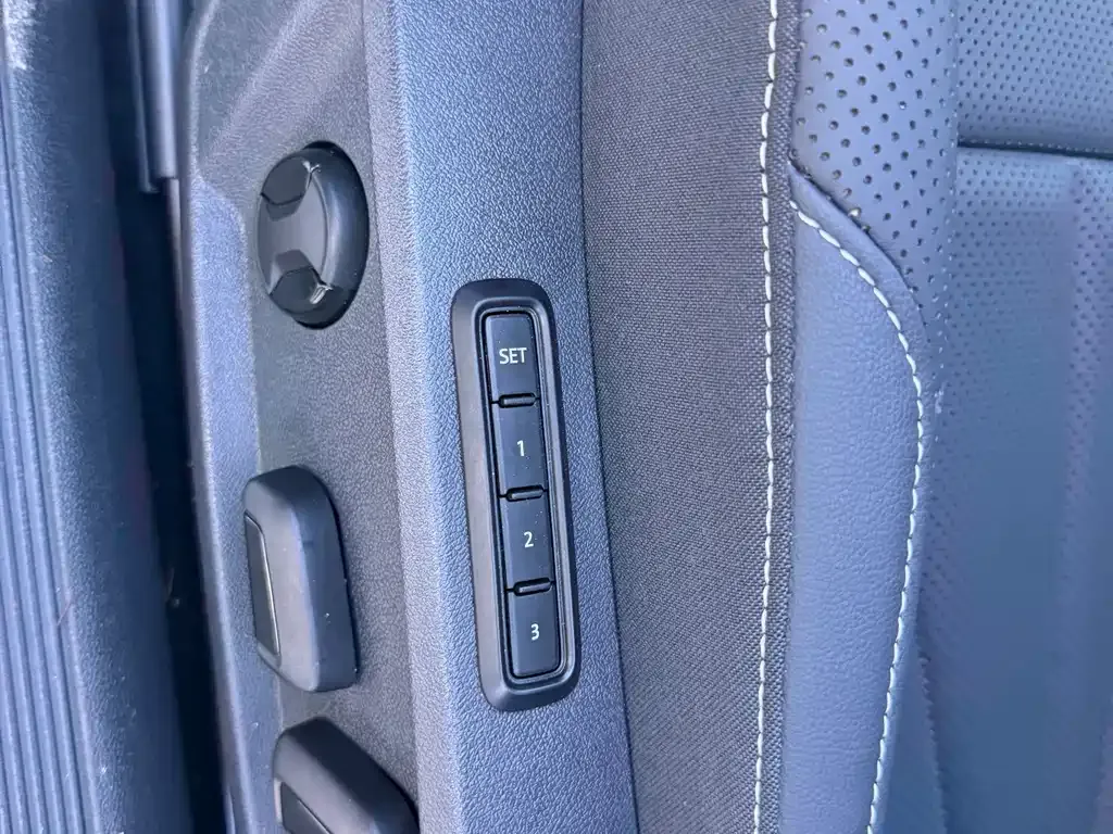 Volkswagen Passat — фото 6