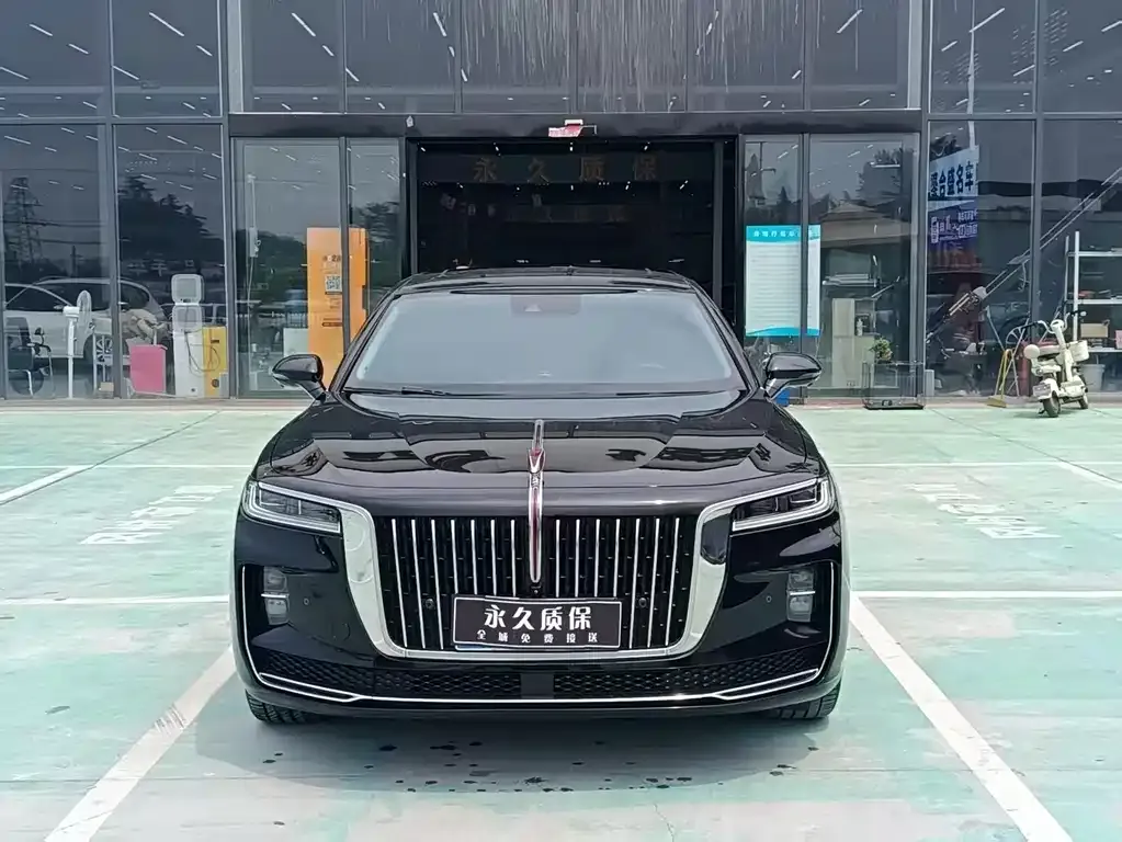Hongqi H9 — фото 8