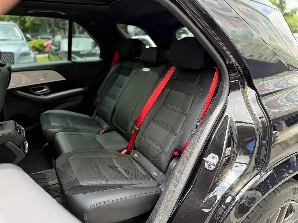 Mercedes-Benz GLE AMG — фото 10