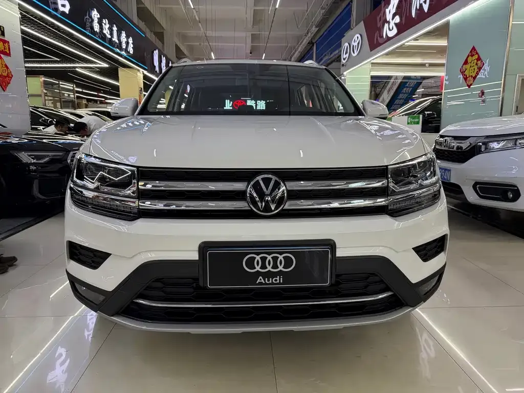 Volkswagen Tharu — фото 7