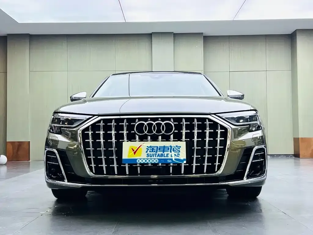 Audi A8 — фото 10