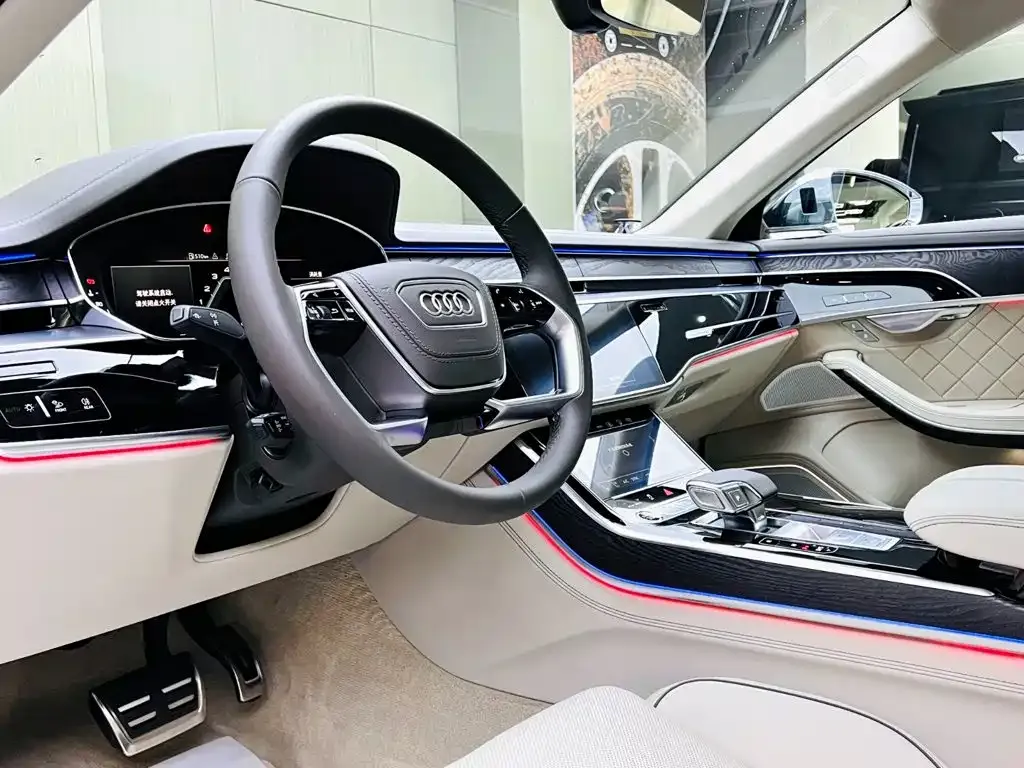 Audi A8 — фото 3