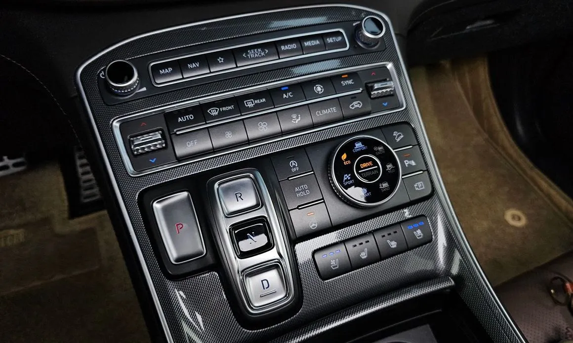 Hyundai Santafe — фото 8