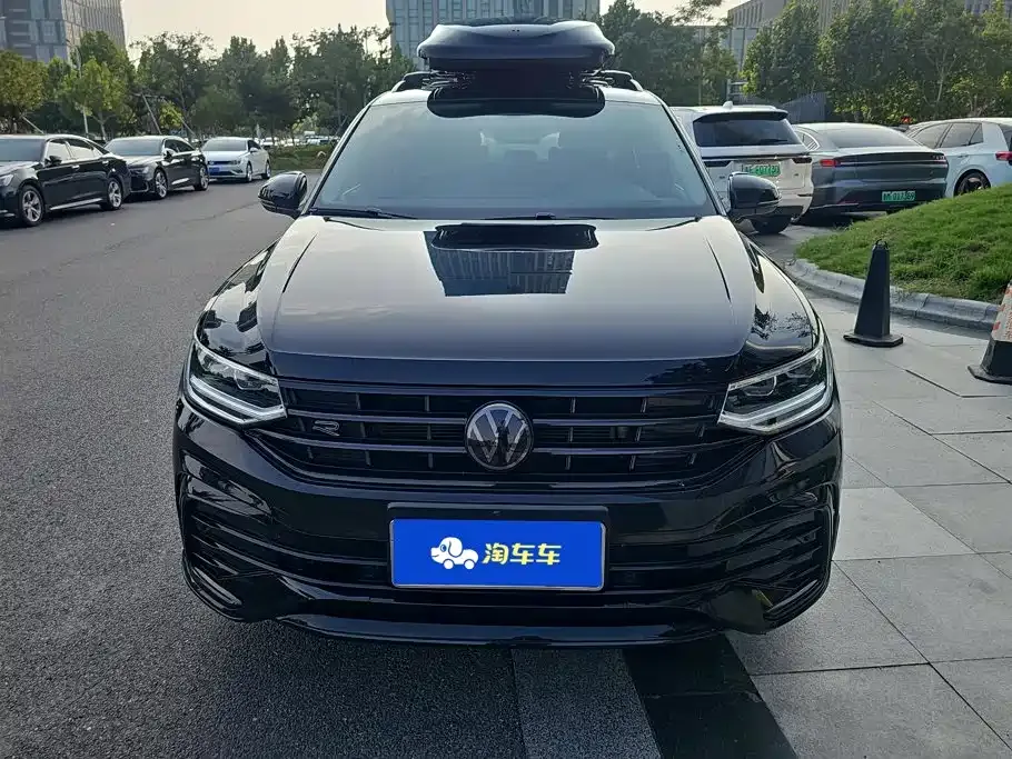 Volkswagen Tiguan L — фото 2