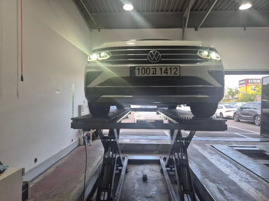 Volkswagen Tiguan — фото 1