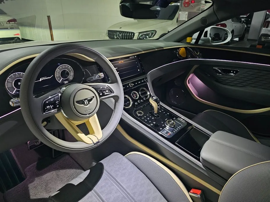 Bentley Continental — фото 10