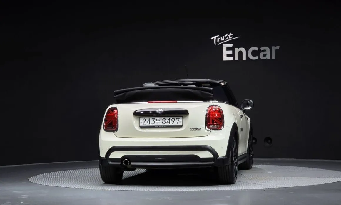 Mini Cooper Convertible — фото 3