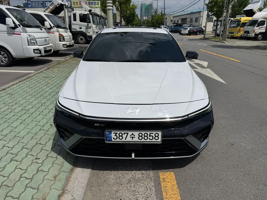 Hyundai AVANTE — фото 1