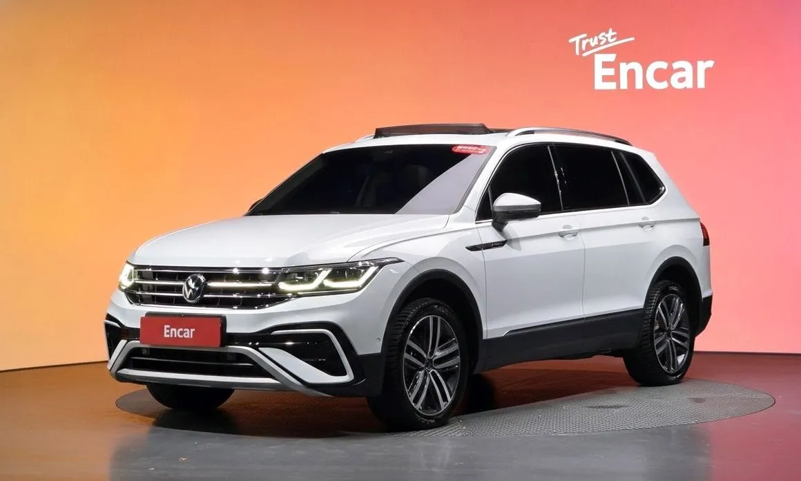 Volkswagen Tiguan — фото 1
