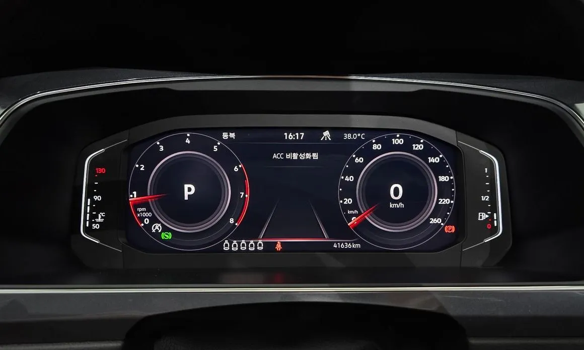 Volkswagen Tiguan — фото 4