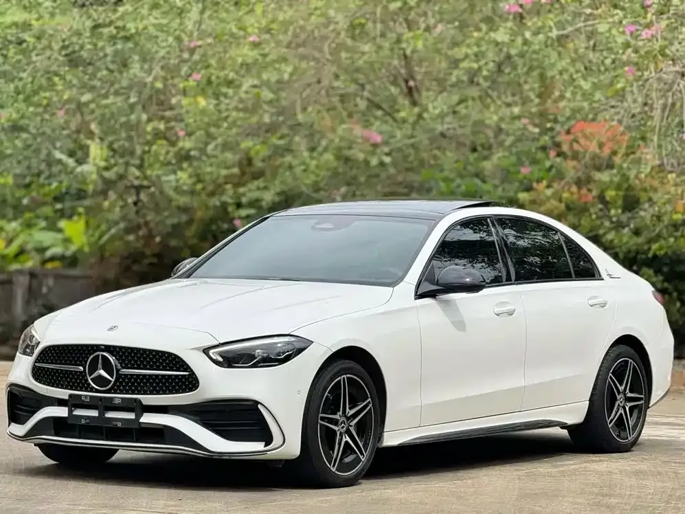 Mercedes-Benz C-Class — фото 1