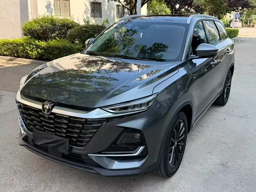 Changan CS75 — фото 1