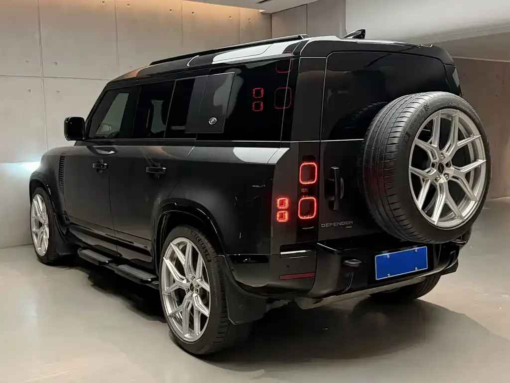 Land Rover Defender — фото 4
