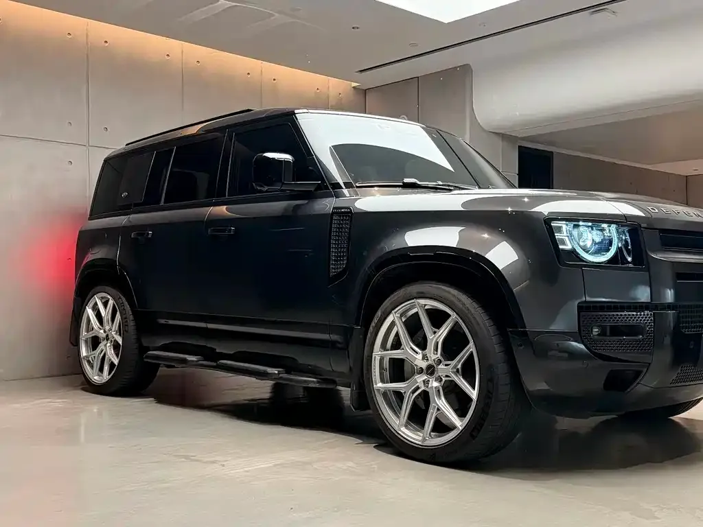 Land Rover Defender — фото 2