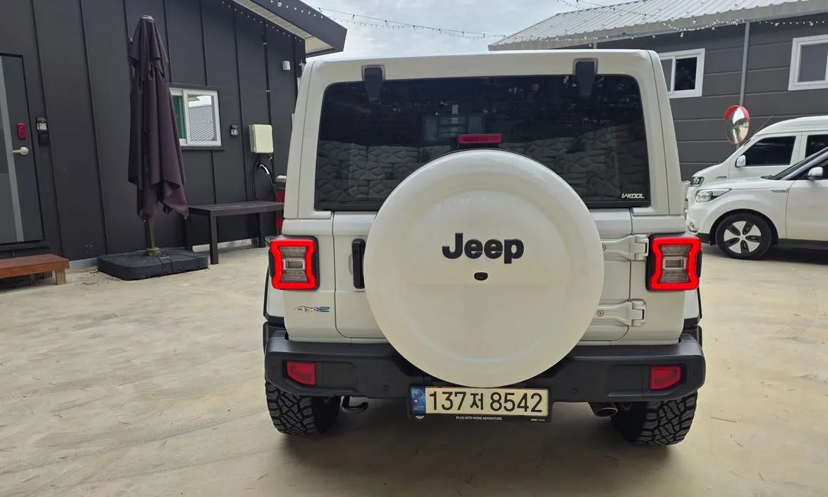 Jeep Wrangler — фото 5