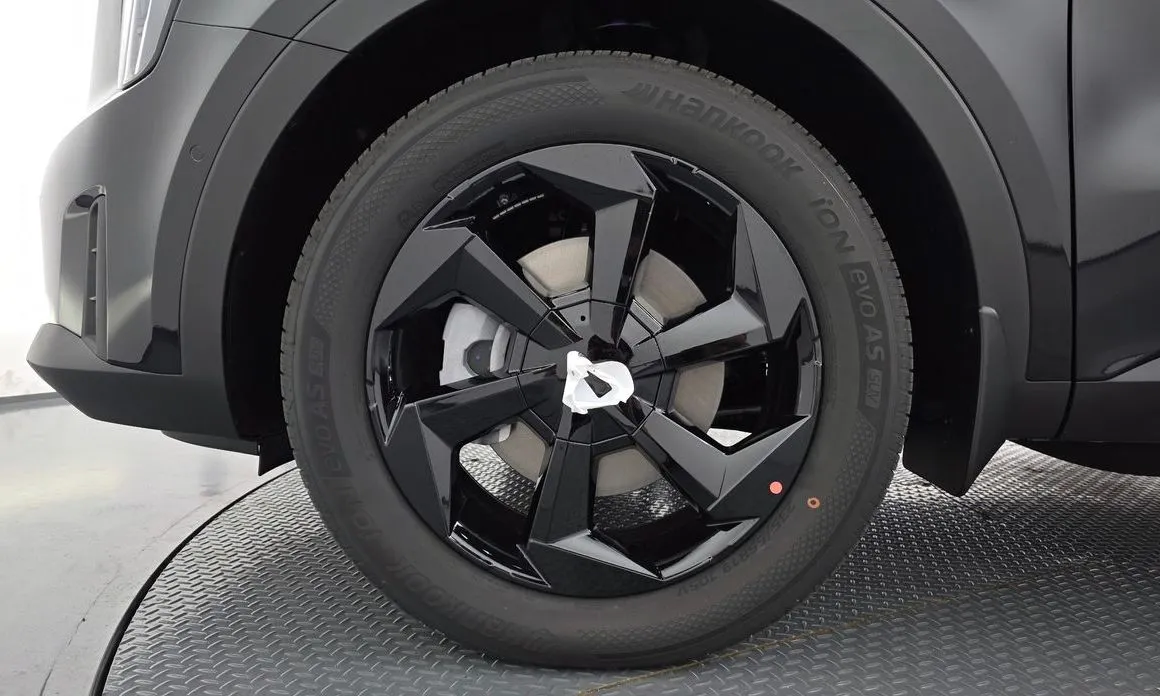 Kia Sorento — фото 9