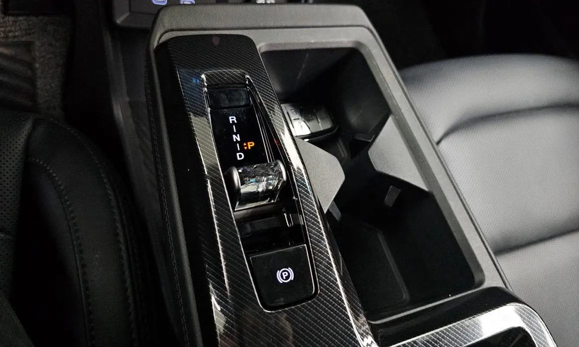 KG Mobility (Ssangyong) Actyon — фото 10