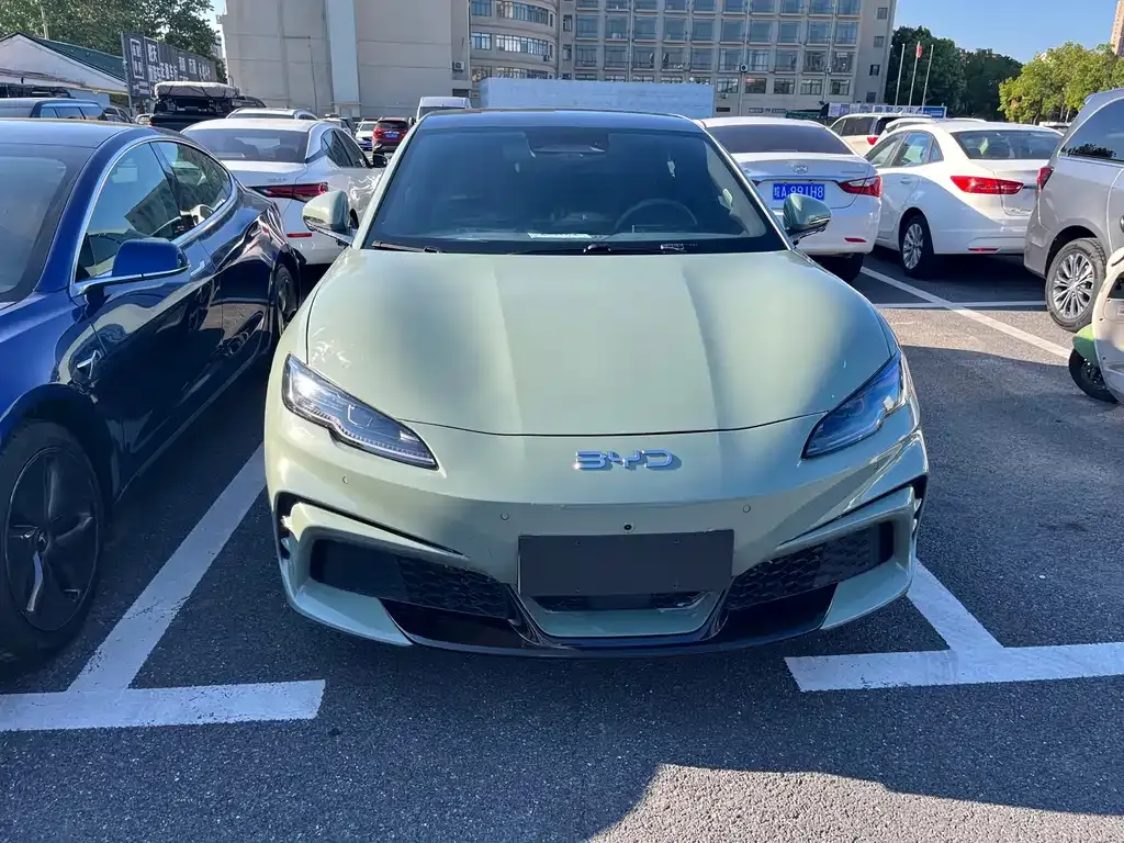 BYD Seal 06GT — фото 3
