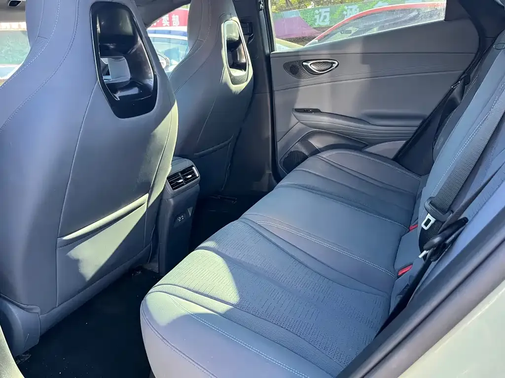 BYD Seal 06GT — фото 2