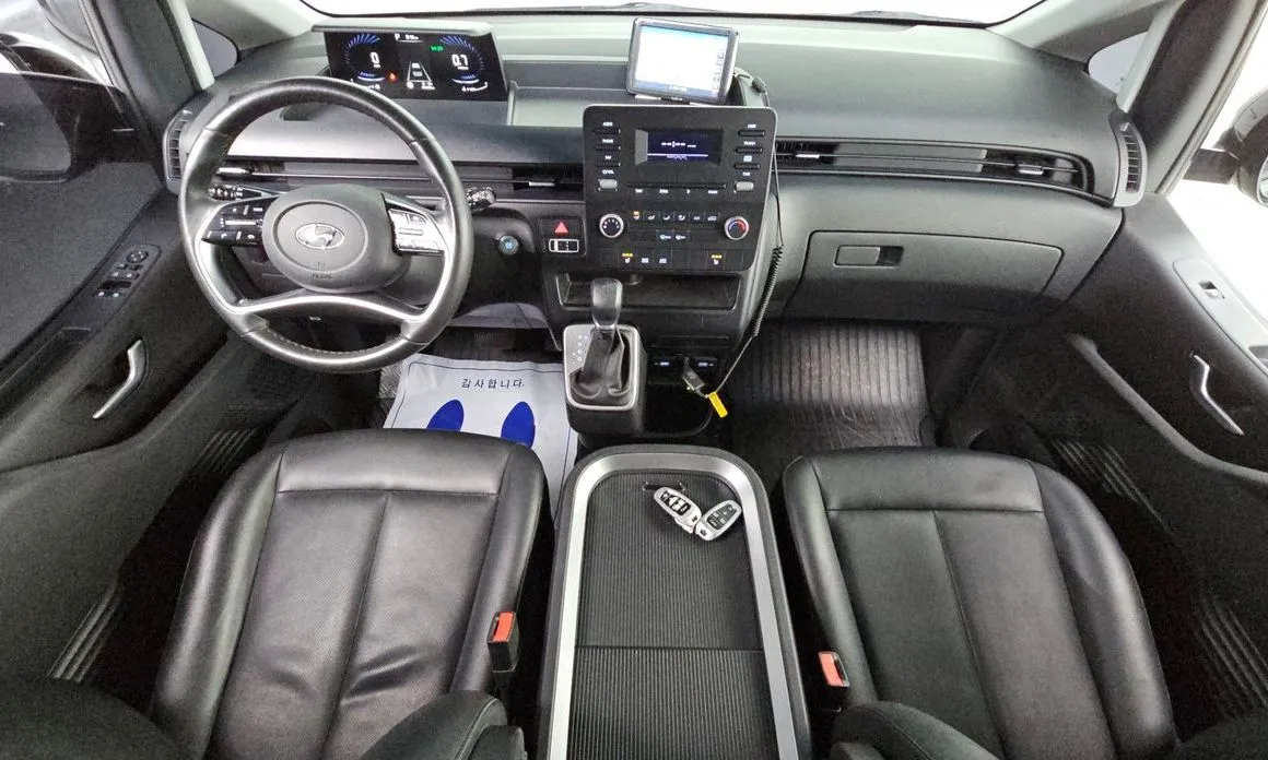 Hyundai Staria — фото 10