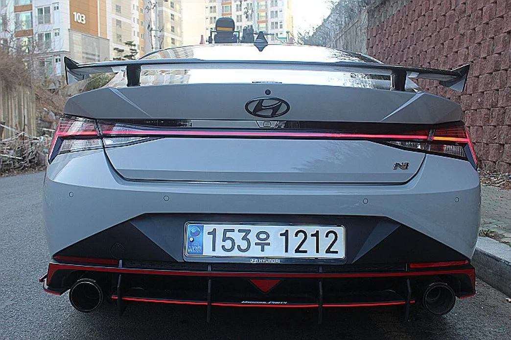 Hyundai AVANTE — фото 3
