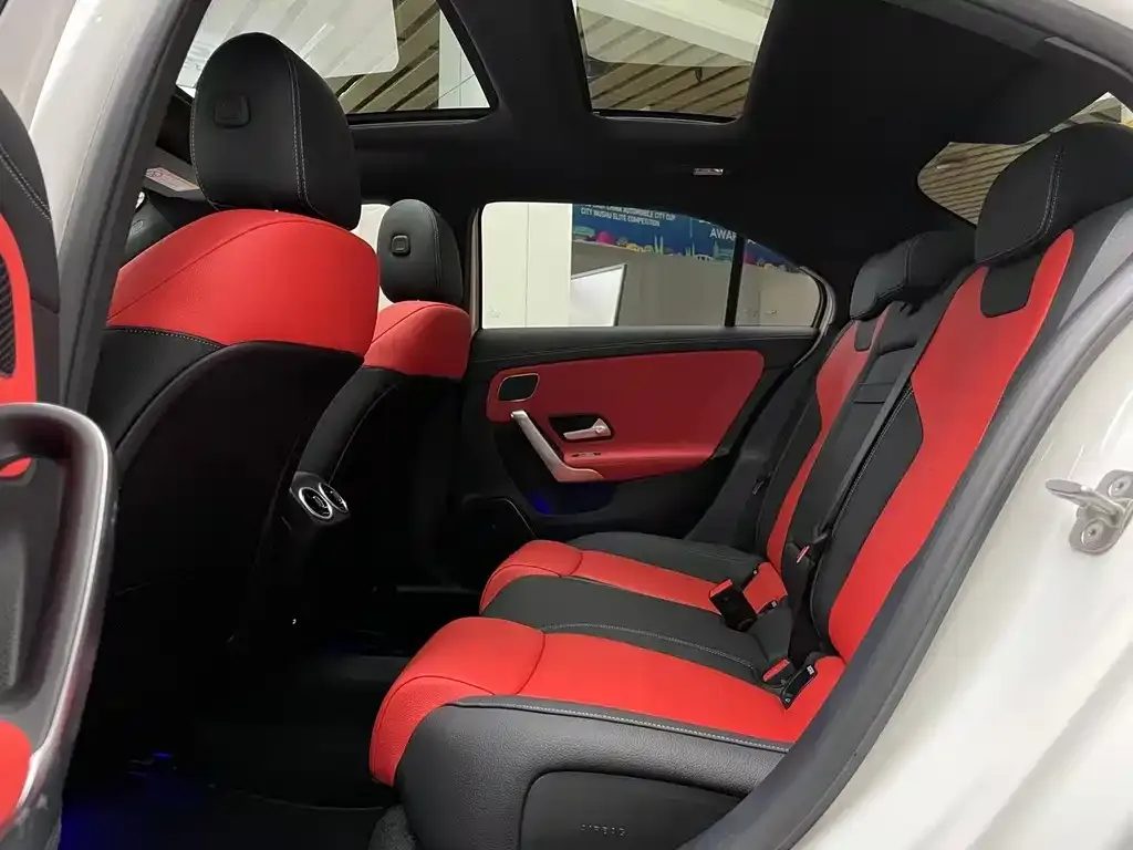 Mercedes-Benz A-Class AMG — фото 2