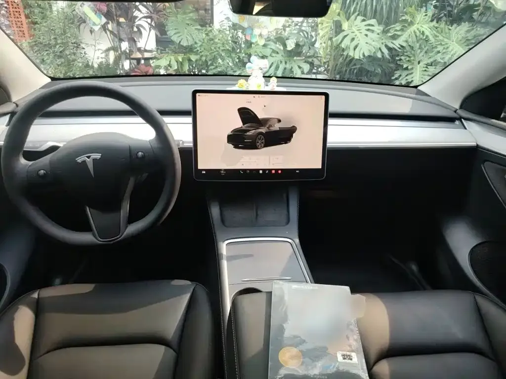 Tesla Model Y — фото 7