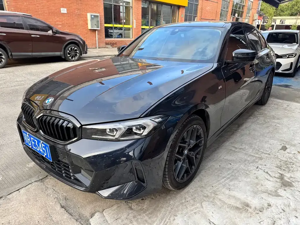 BMW 3 Series — фото 1