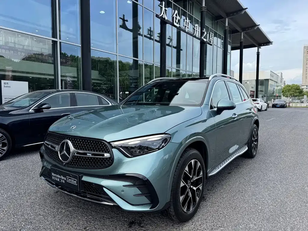 Mercedes-Benz GLC PHEV — фото 1