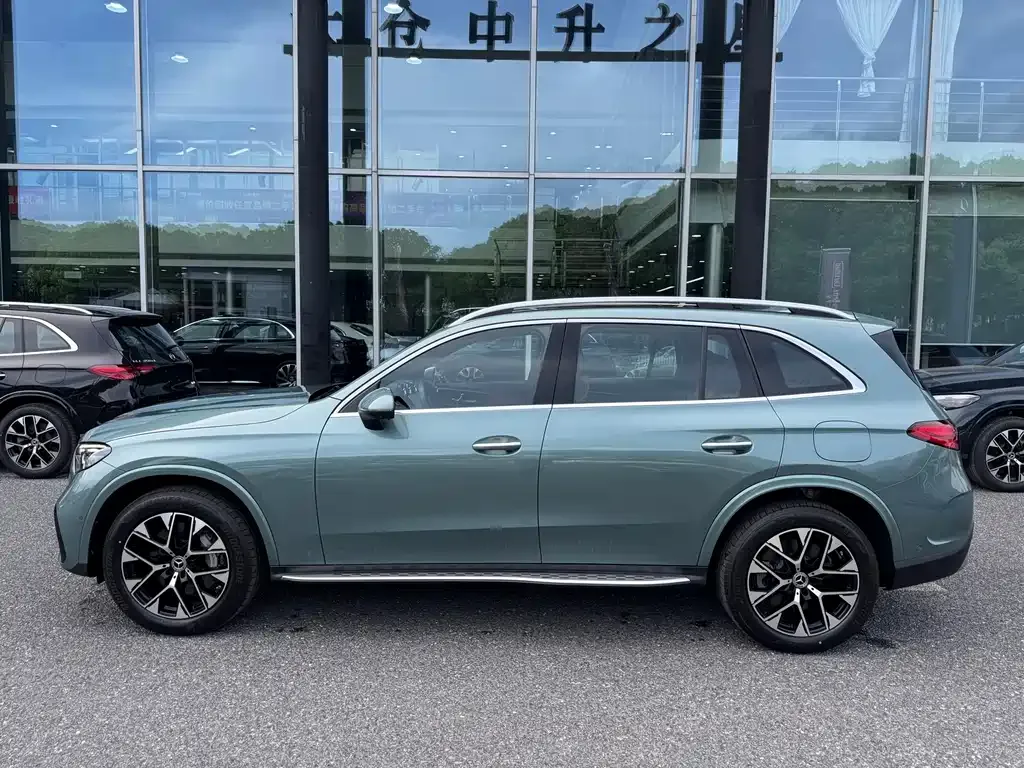 Mercedes-Benz GLC PHEV — фото 3