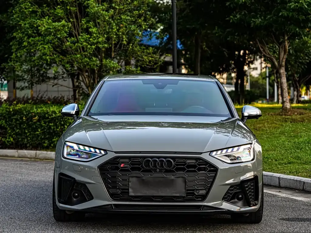 Audi S4 — фото 5