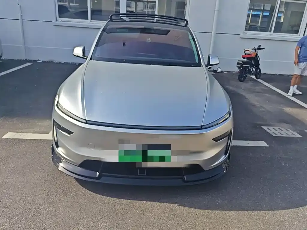 Tesla Model Y — фото 4