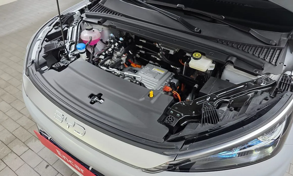 BYD Atto 3 — фото 10