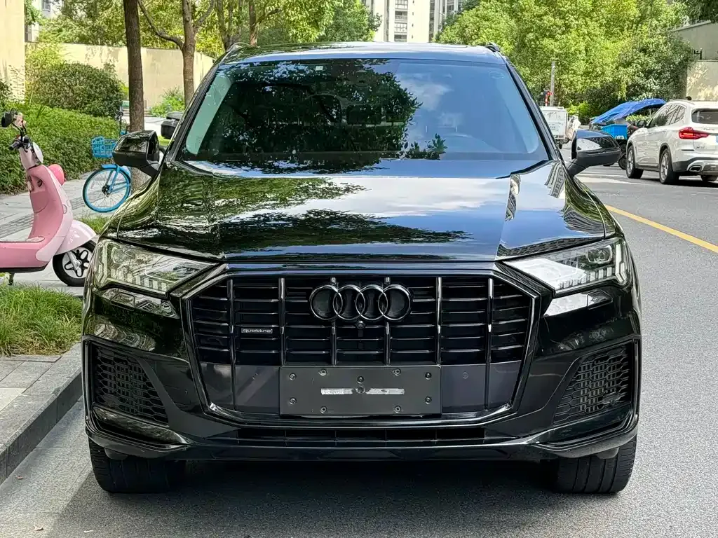 Audi Q7 — фото 7
