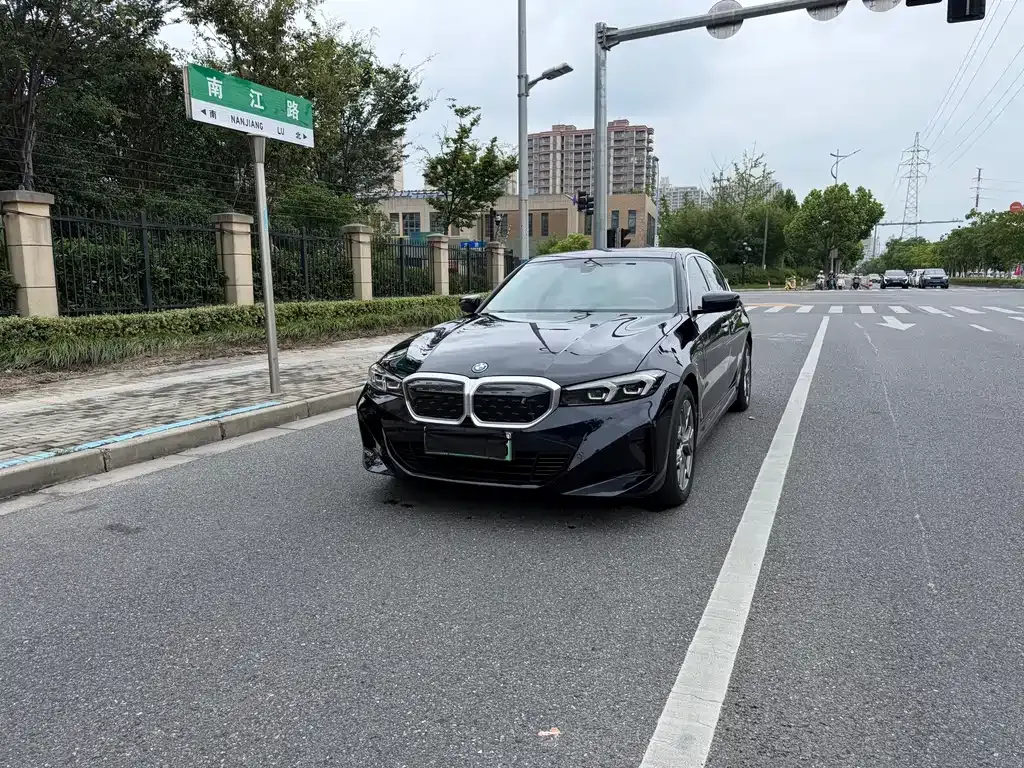 BMW i3 — фото 5
