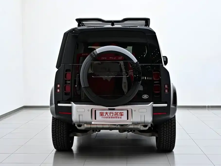 Land Rover Defender — фото 6