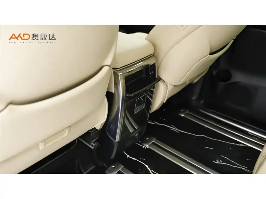 Toyota Alphard — фото 5