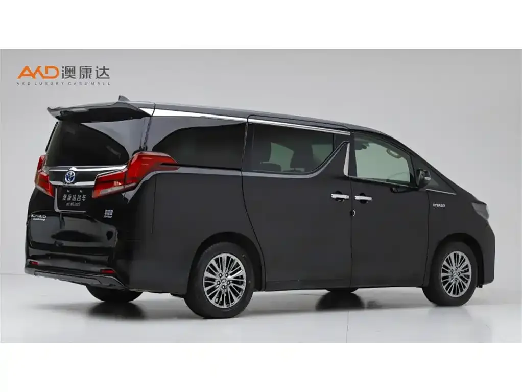 Toyota Alphard — фото 2