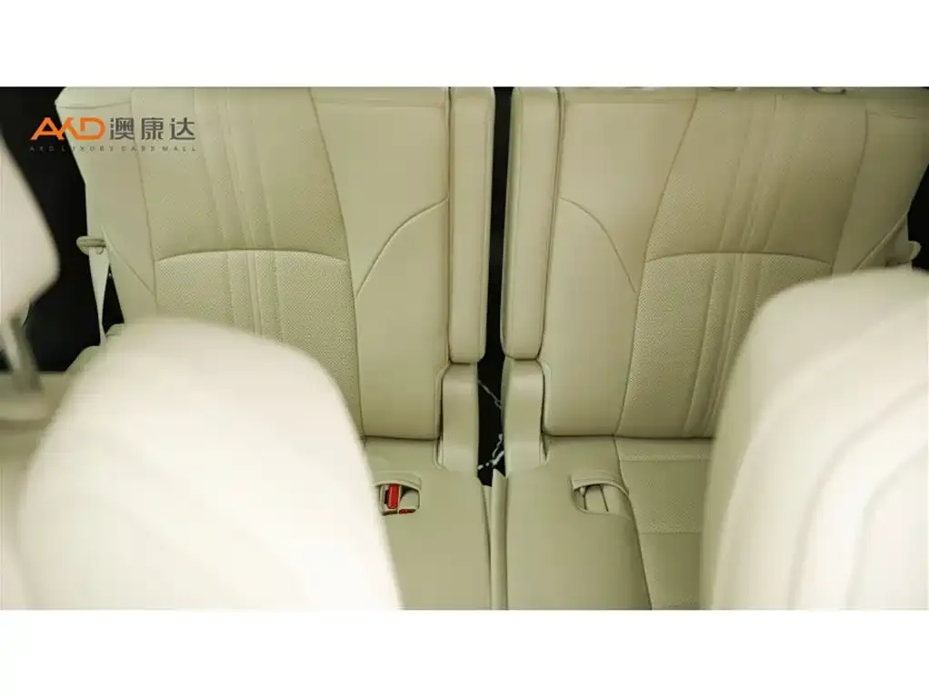Toyota Alphard — фото 3
