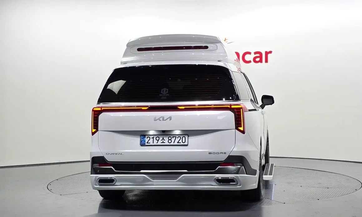 Kia Carnival — фото 4