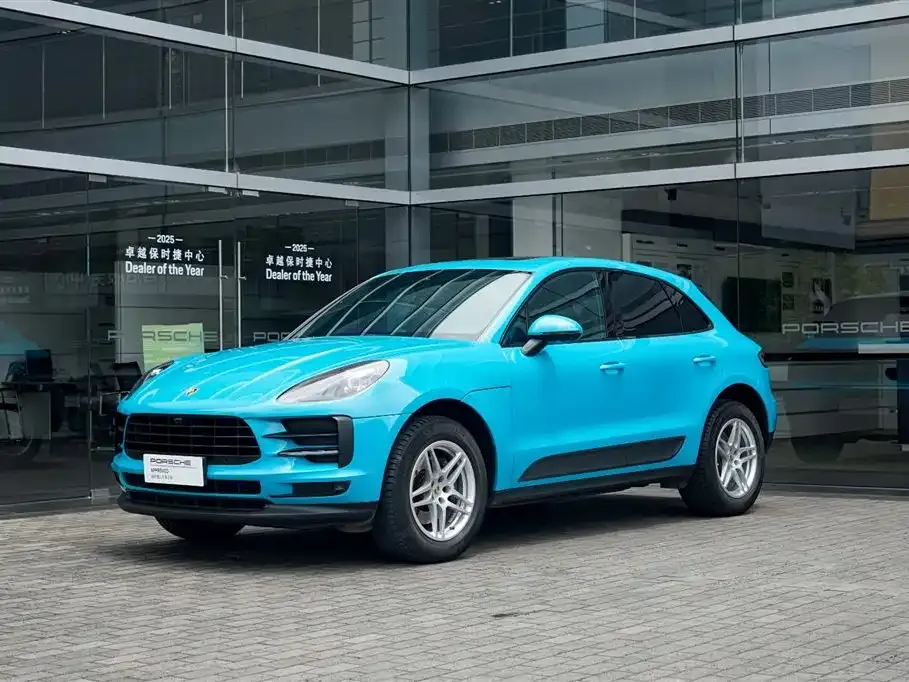 Porsche Macan — фото 1