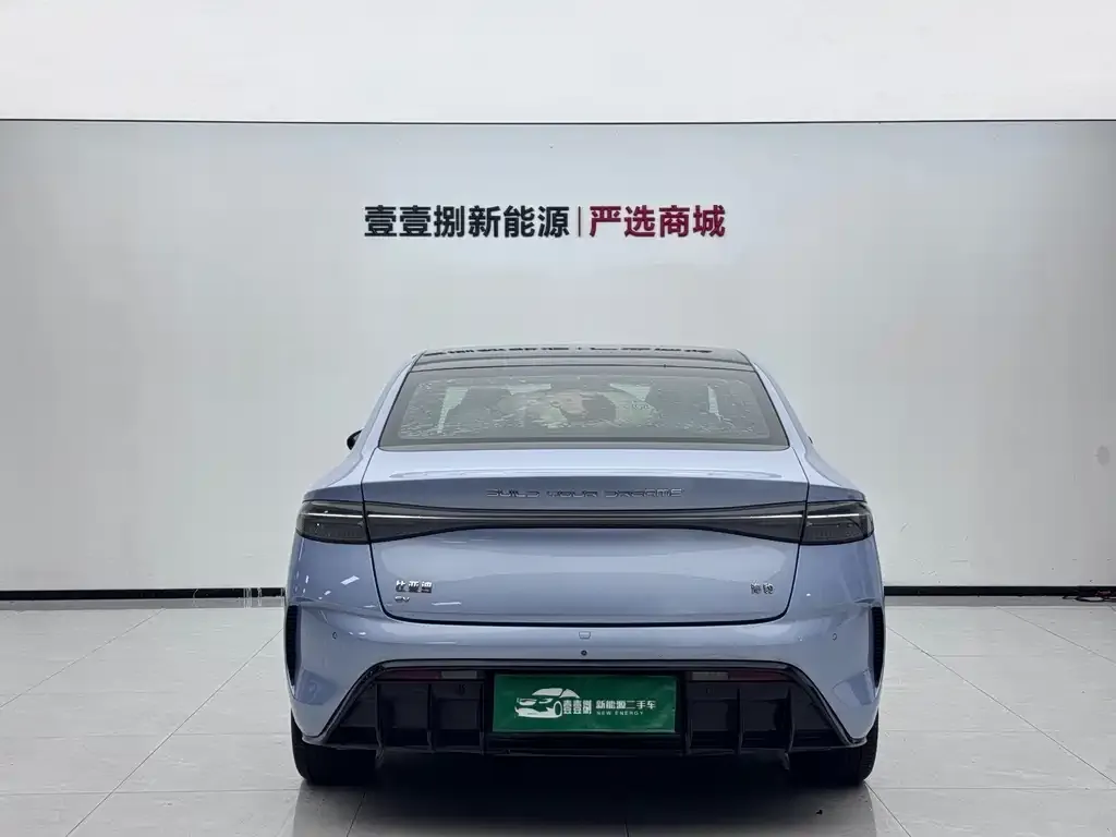 BYD Seal — фото 8