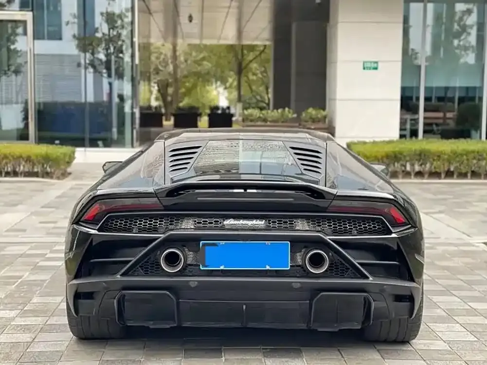 Lamborghini Huracan — фото 7