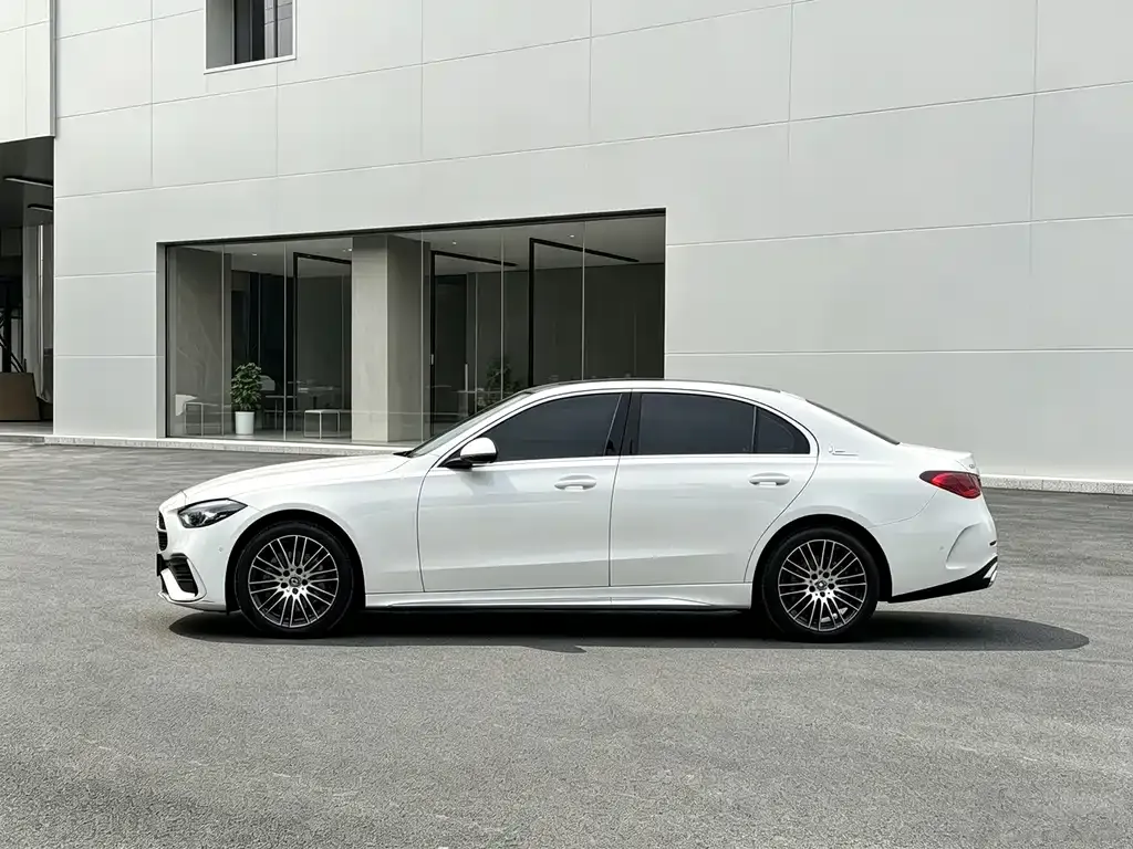 Mercedes-Benz C-Class — фото 4