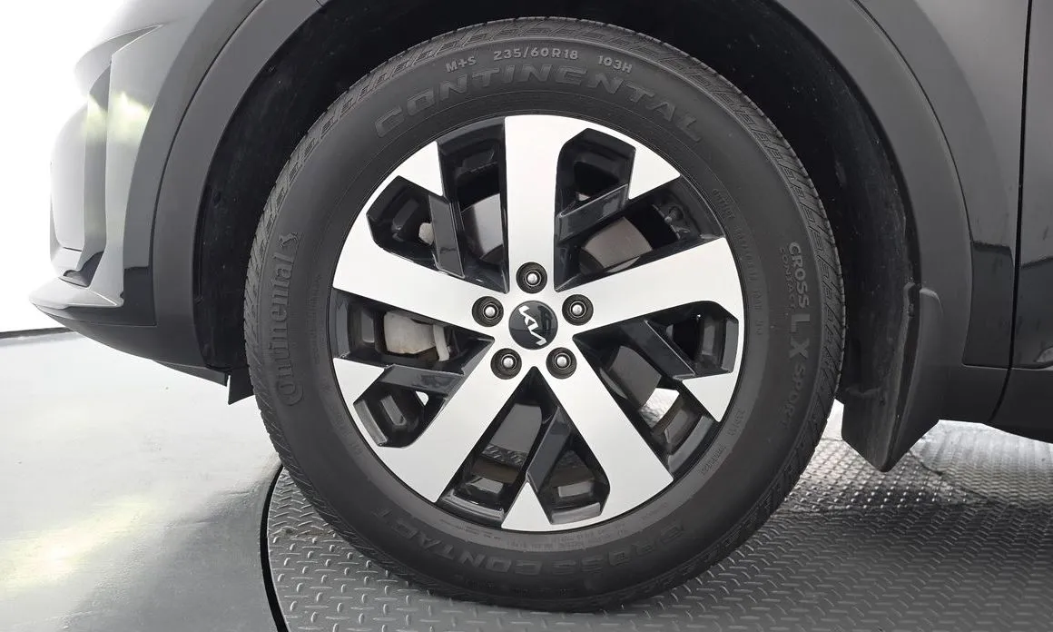 Kia Sorento — фото 5