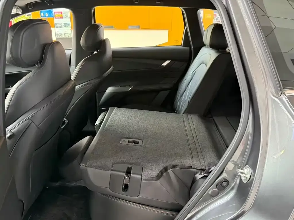 Changan CS75PLUS — фото 3